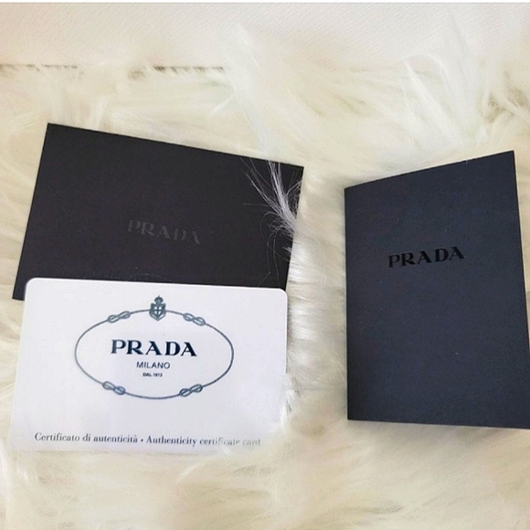 PRADA GIFT BOX & SHOPPING BAG SET W CARDS - Picture 7 of 7